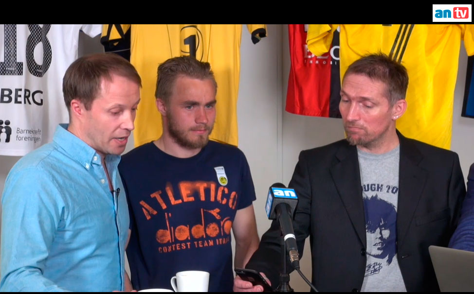 Arild Berg i Studio Glimt sammen med Trond Olsen og Freddy Toresen (programleder).